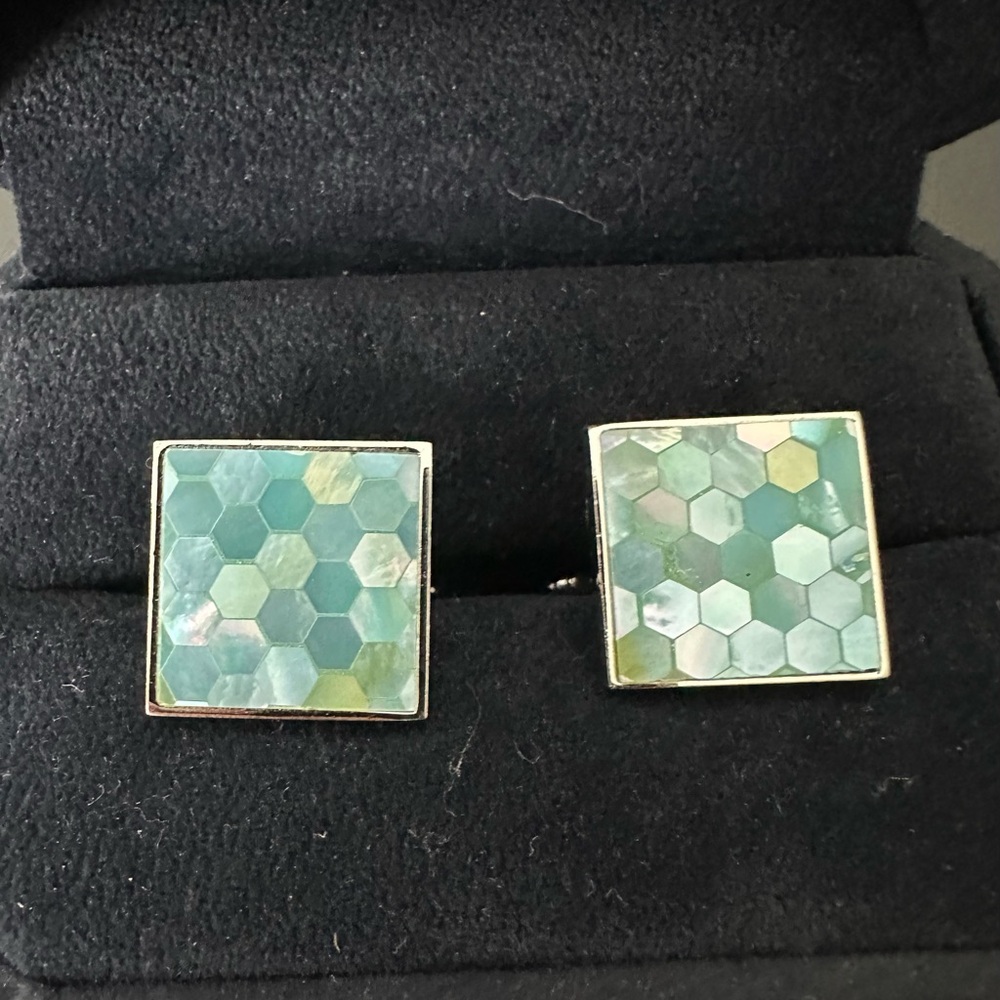 Men’s Silver Toned Cuff Links Blue Hexagons